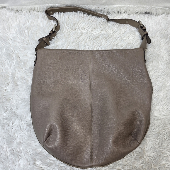 Tignanello 100% genuine leather taupe hobo shoulder bag. - Picture 3 of 8